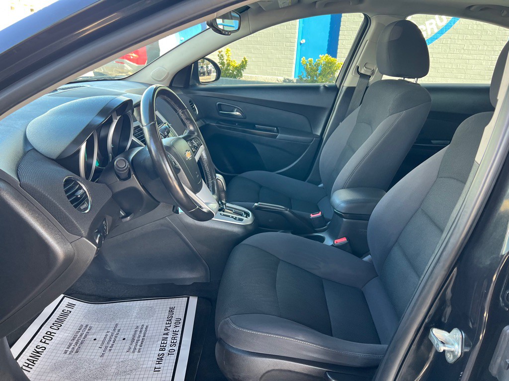 2014 Chevrolet Cruze Image 12