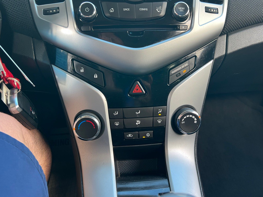 2014 Chevrolet Cruze Image 16