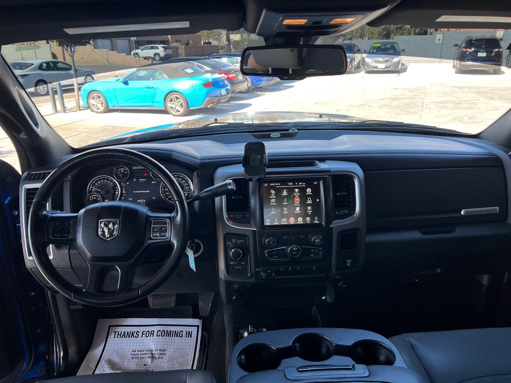 2017 RAM 2500 Image 9