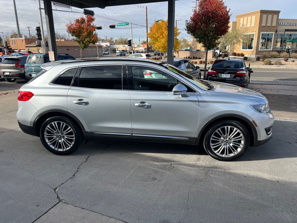 2017 Lincoln MKX Image 4