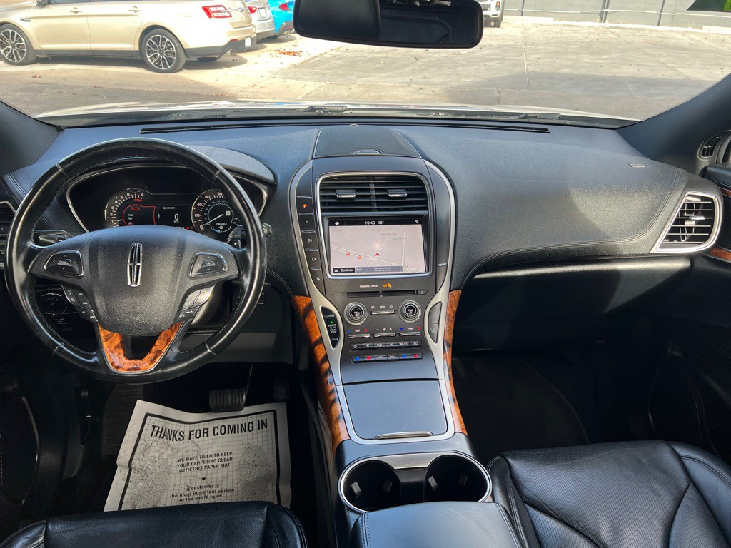 2017 Lincoln MKX Image 9