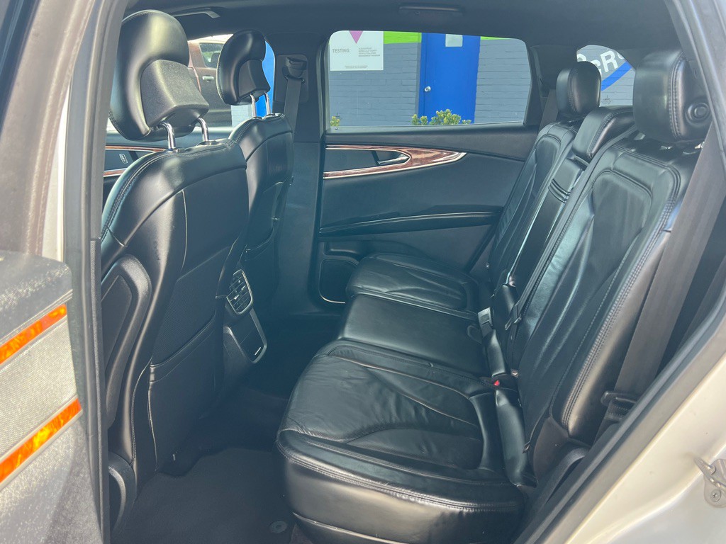 2017 Lincoln MKX Image 13