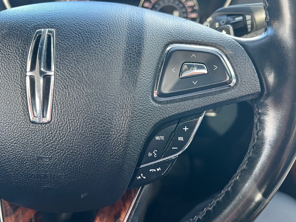 2017 Lincoln MKX Image 19