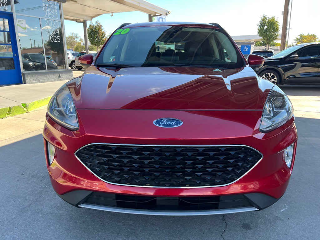 2020 Ford Escape Image 2