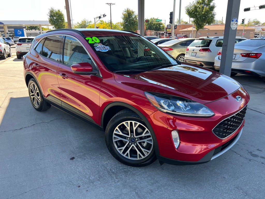 2020 Ford Escape Image 3