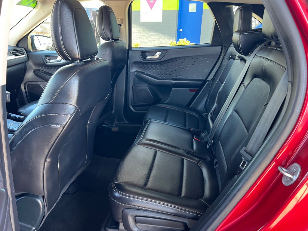 2020 Ford Escape Image 13