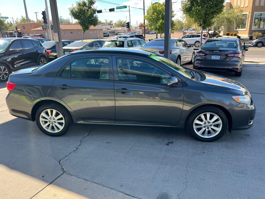 2010 Toyota Corolla Image 4