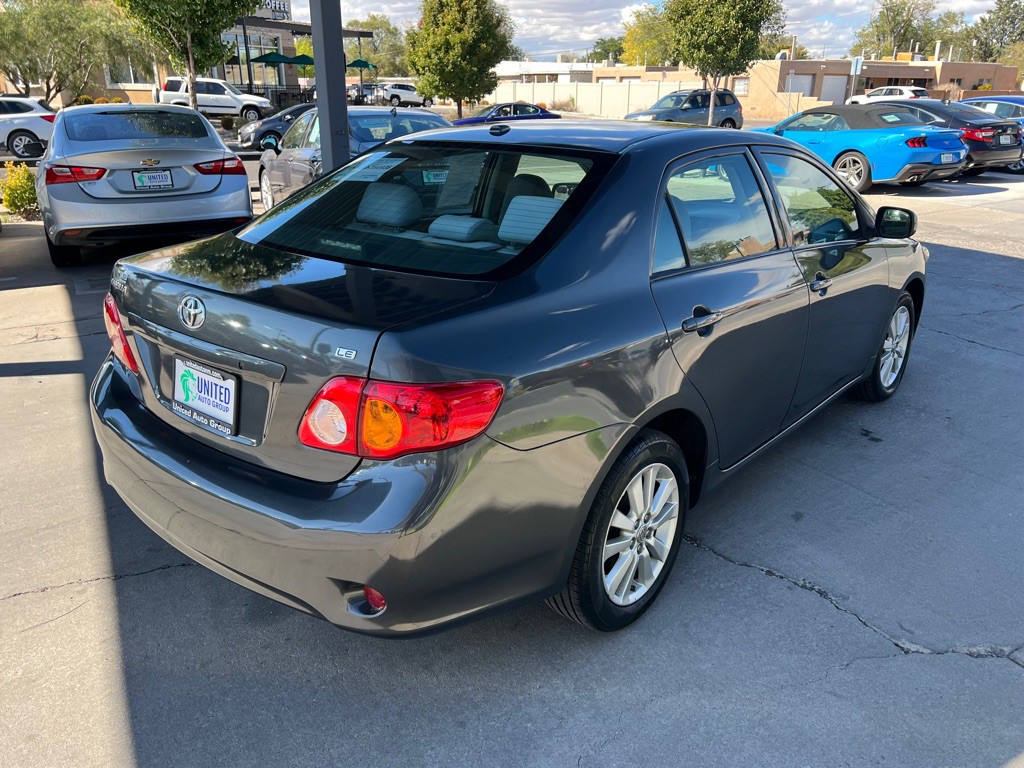 2010 Toyota Corolla Image 5