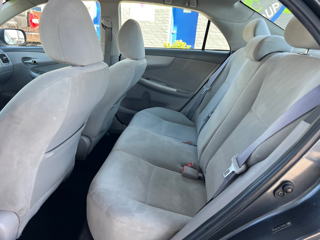 2010 Toyota Corolla Image 13