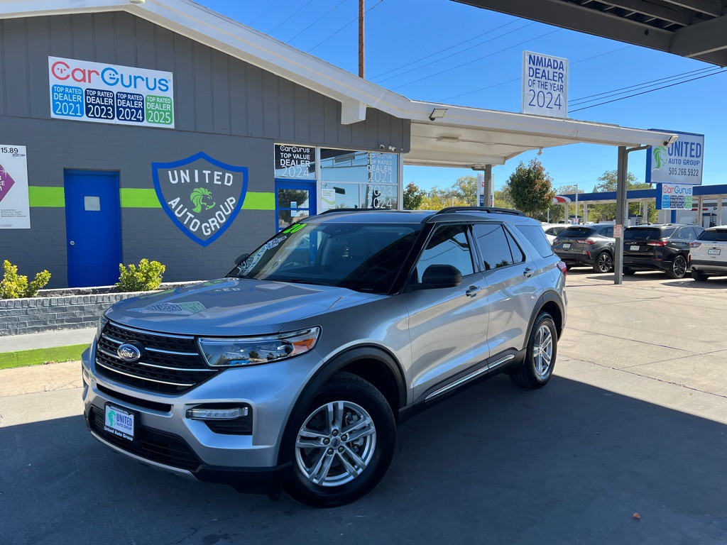 2020 Ford Explorer Image 1