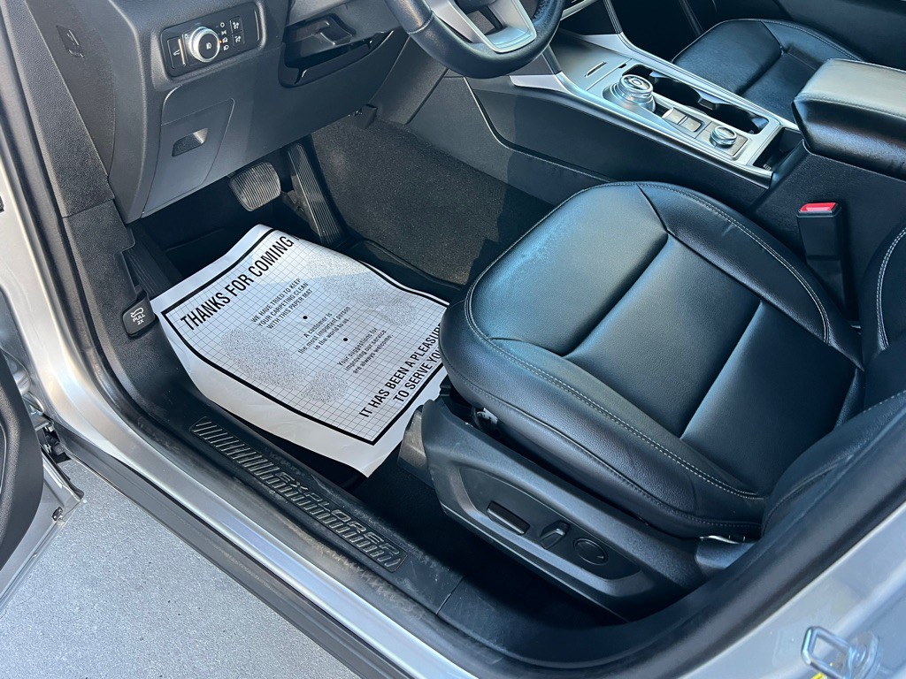 2020 Ford Explorer Image 11