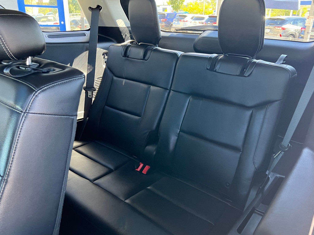 2020 Ford Explorer Image 14