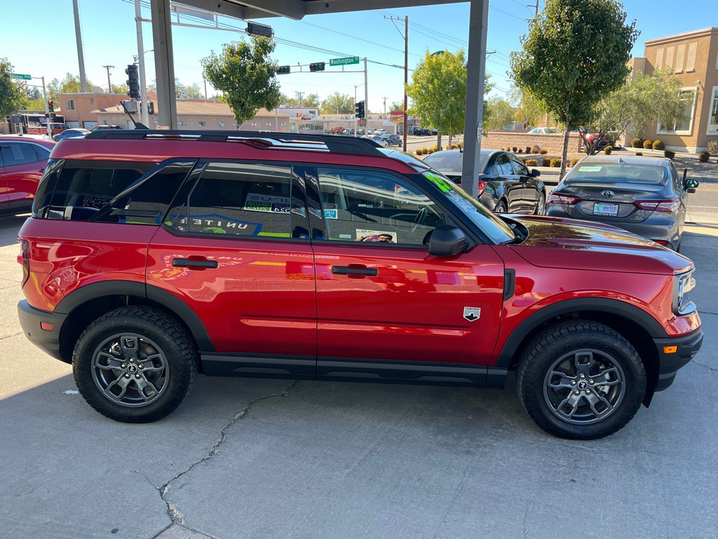 2023 Ford Bronco Image 4