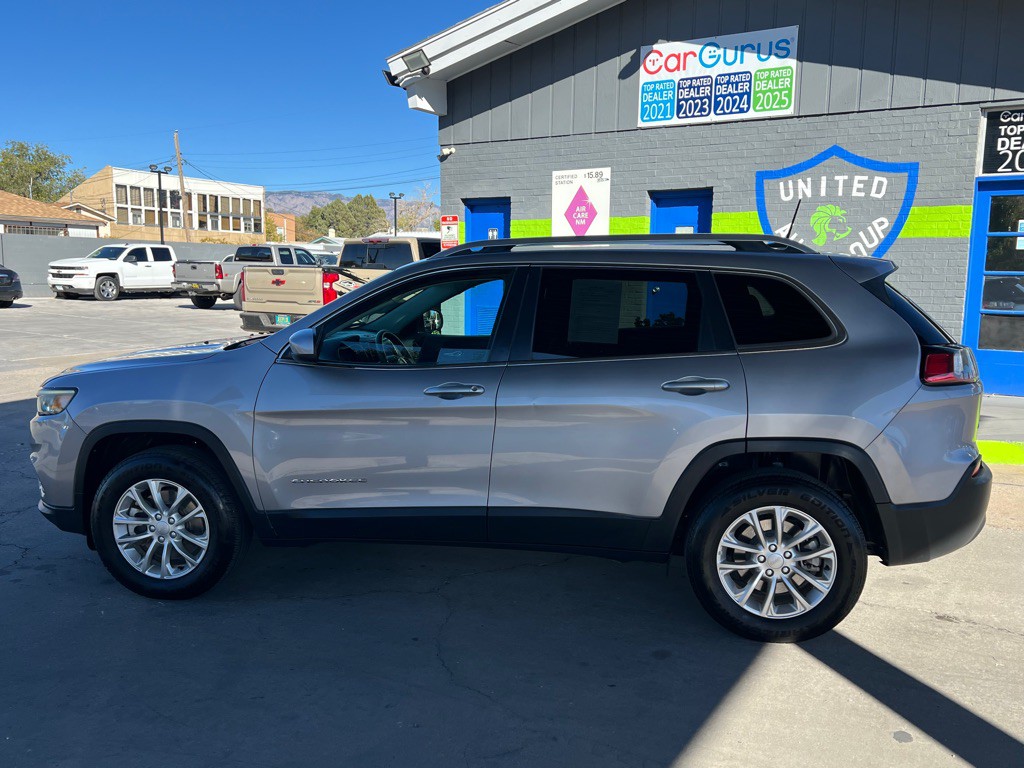 2019 Jeep Cherokee Image 8