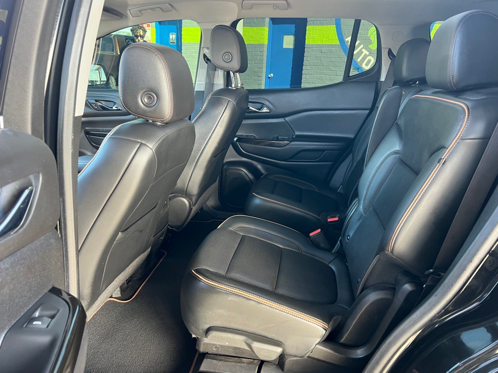 2021 GMC Acadia Image 13