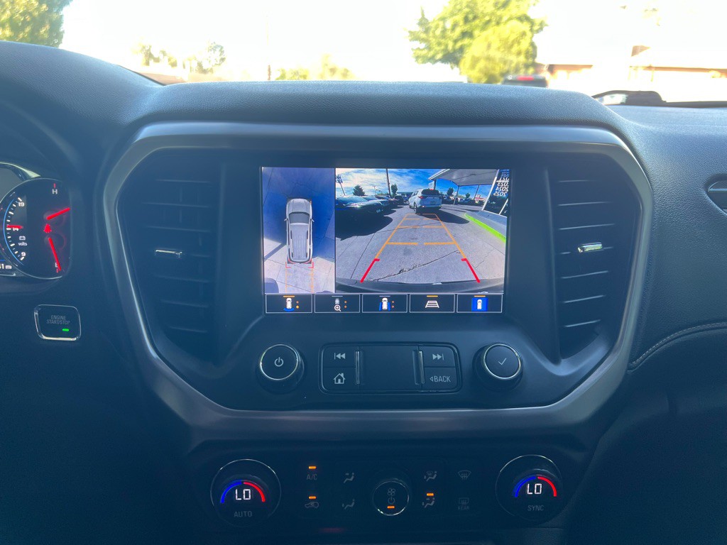 2021 GMC Acadia Image 16