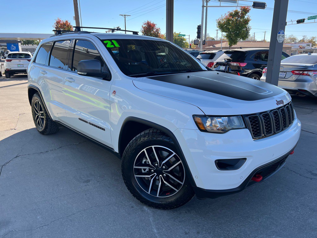 2021 Jeep Grand Cherokee Image 3