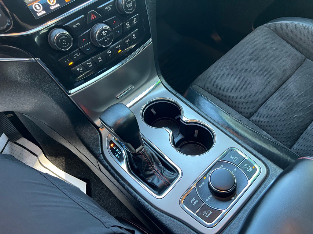 2021 Jeep Grand Cherokee Image 17