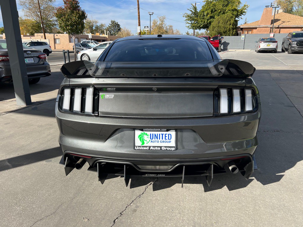 2017 Ford Mustang Image 6