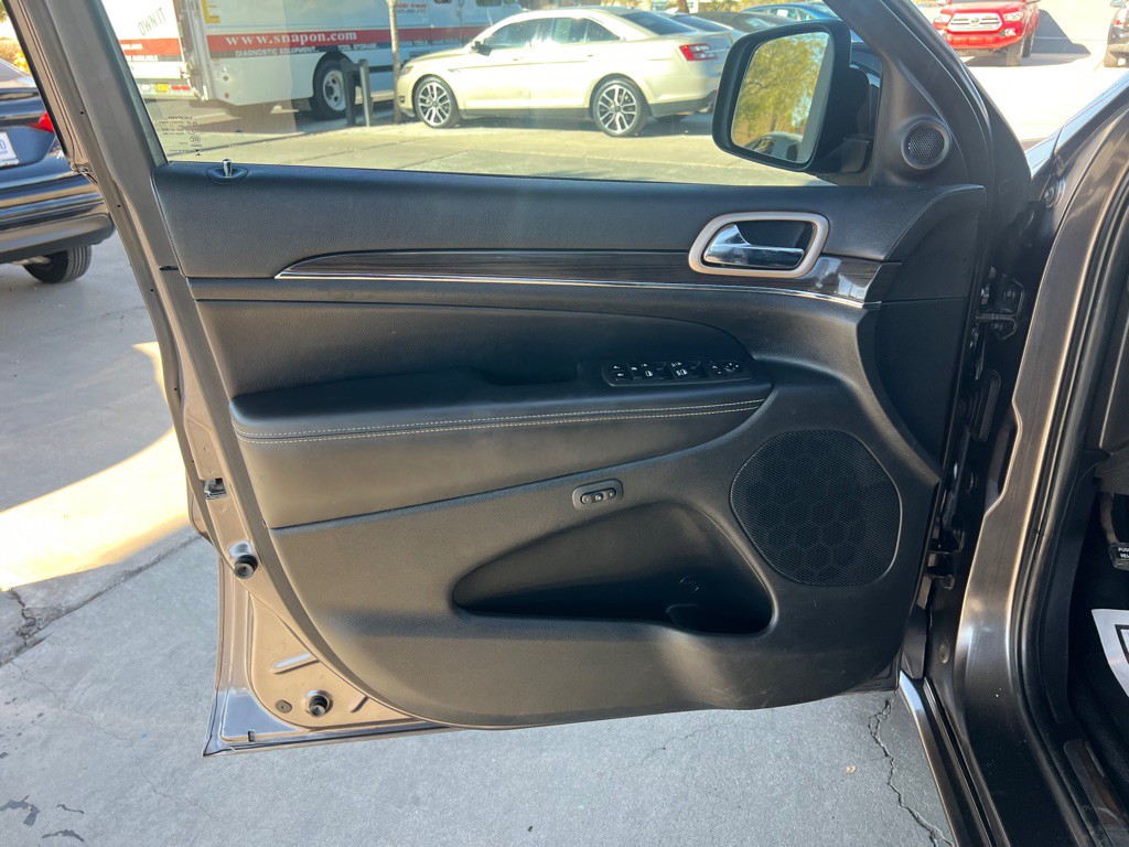 2014 Jeep Grand Cherokee Image 10