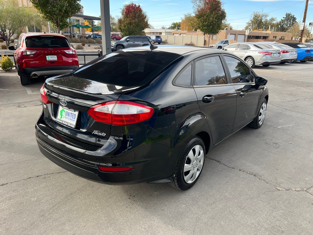 2018 Ford Fiesta Image 5