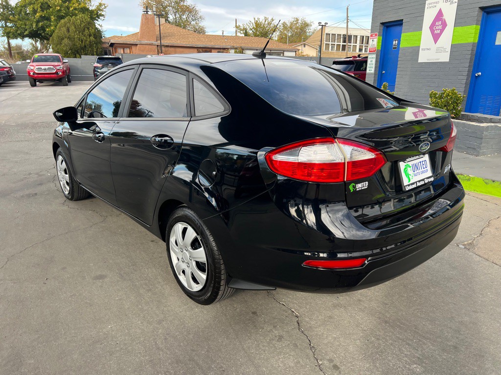 2018 Ford Fiesta Image 7