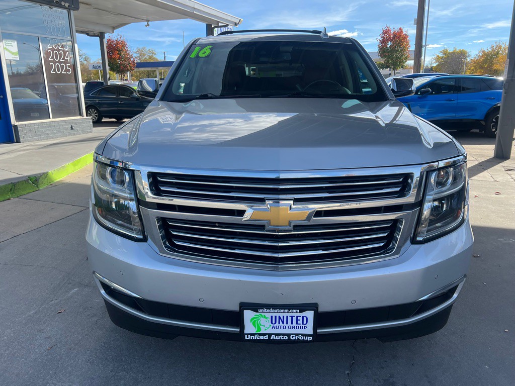 2016 Chevrolet Tahoe Image 2
