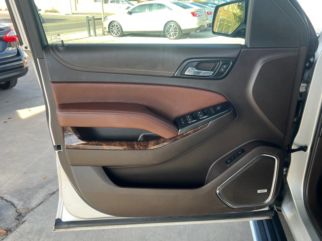 2016 Chevrolet Tahoe Image 10