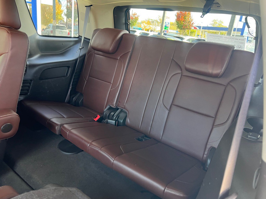 2016 Chevrolet Tahoe Image 14