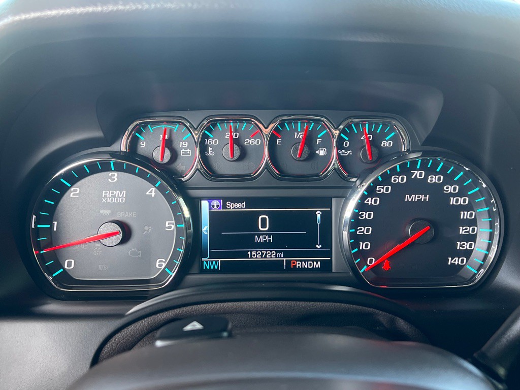 2016 Chevrolet Tahoe Image 15