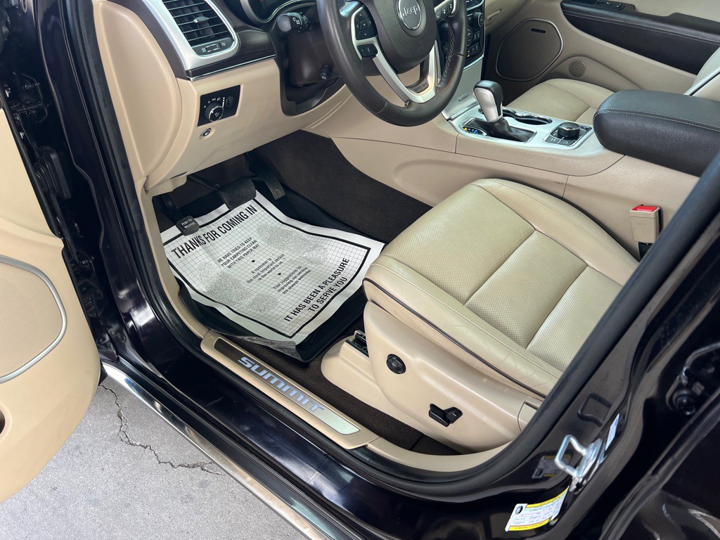 2020 Jeep Grand Cherokee Image 11