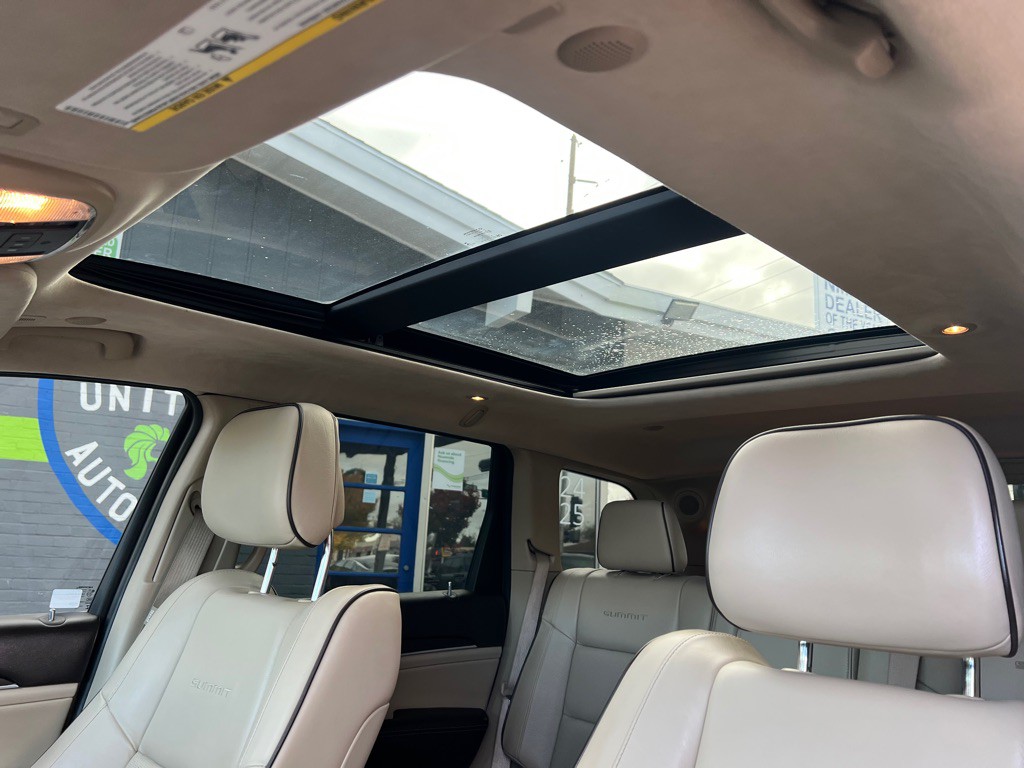 2020 Jeep Grand Cherokee Image 20