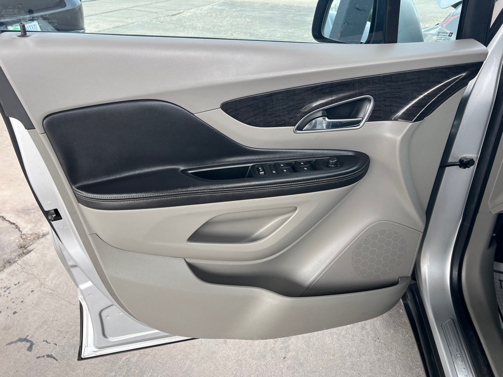 2016 Buick Enclave Image 10