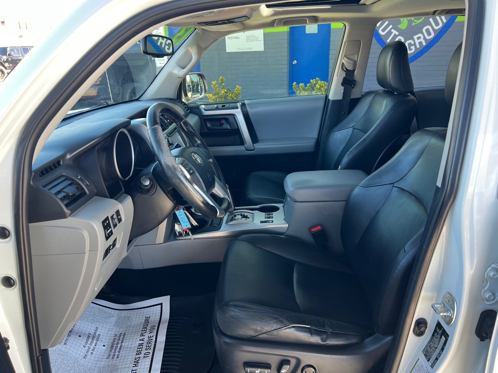 2013 Toyota 4Runner Image 12