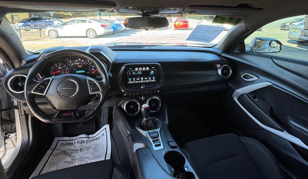 2018 Chevrolet Camaro Image 9