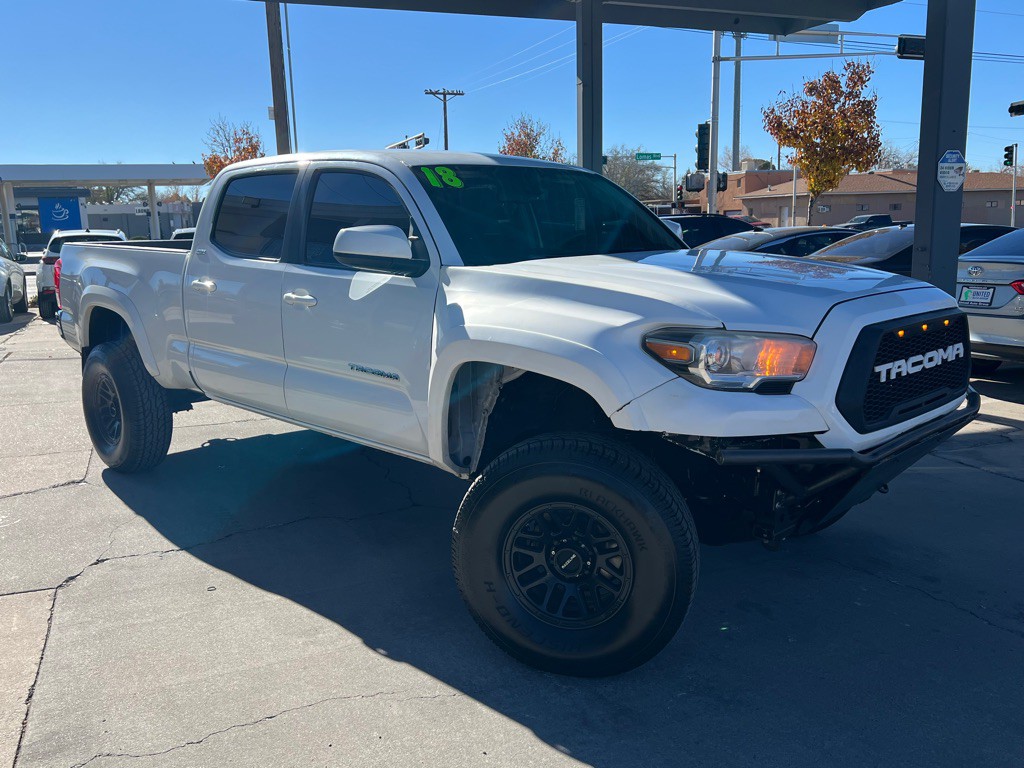 2018 Toyota Tacoma Image 3