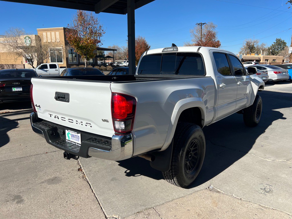 2018 Toyota Tacoma Image 5