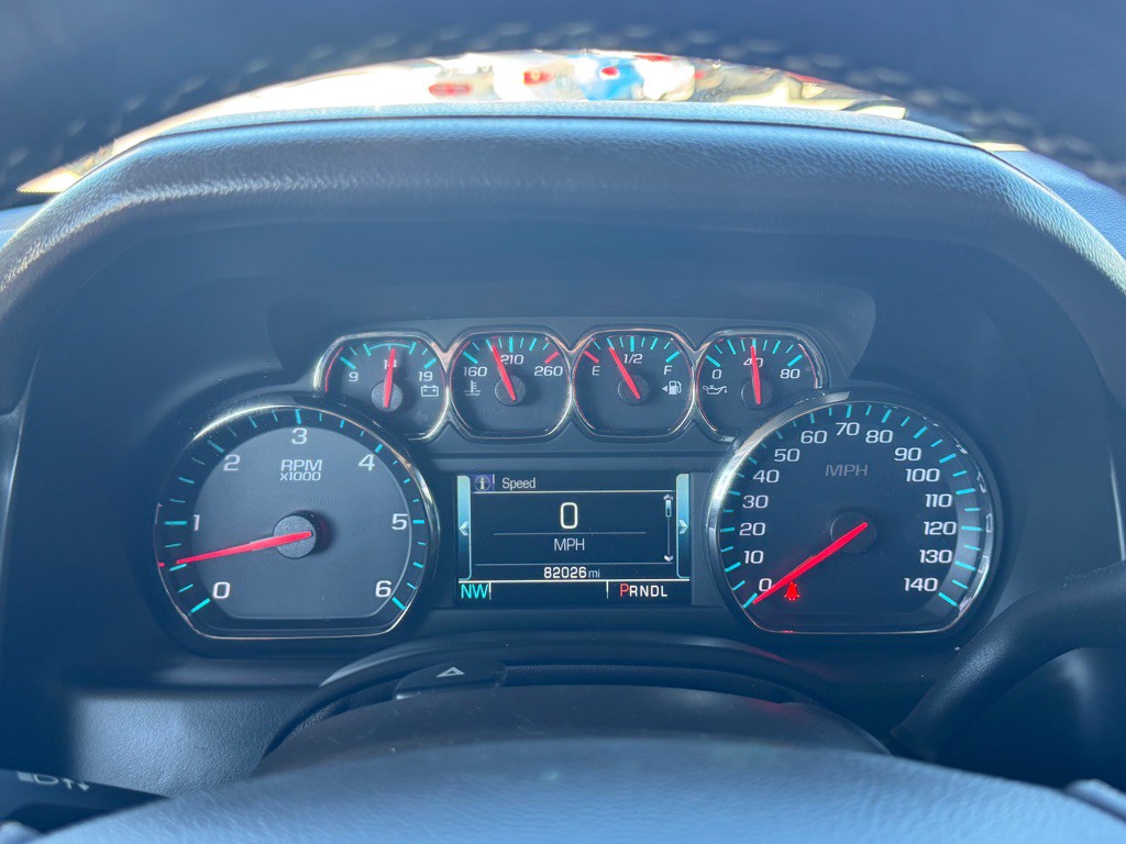 2019 Chevrolet Suburban Image 15