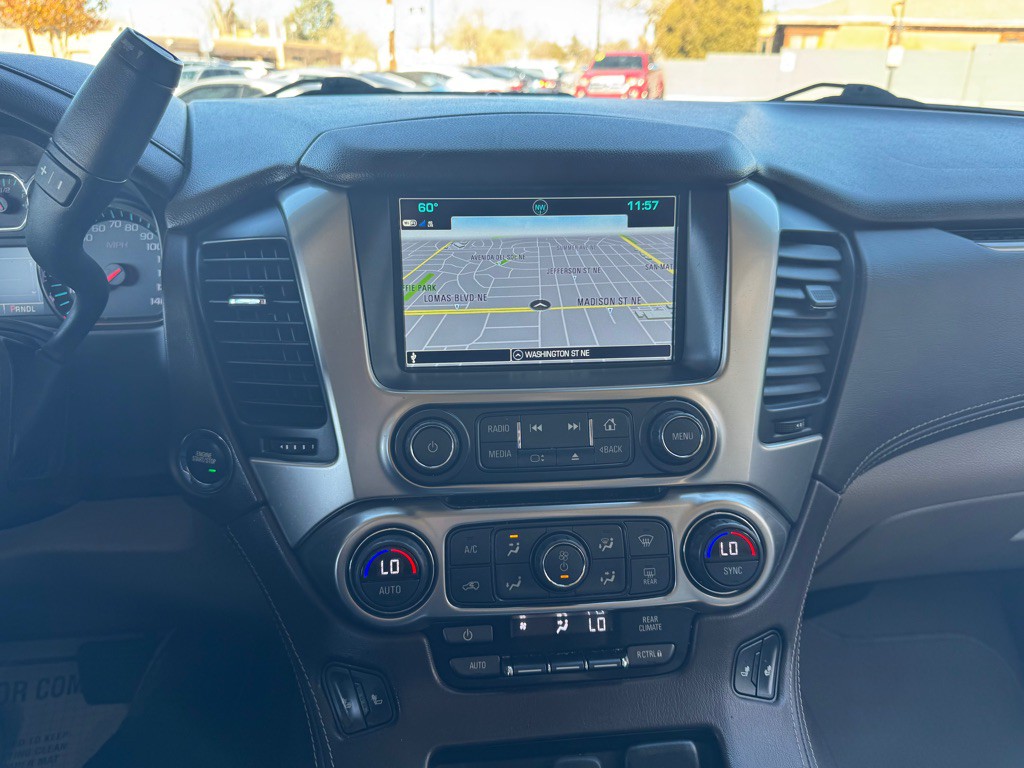 2019 Chevrolet Suburban Image 16