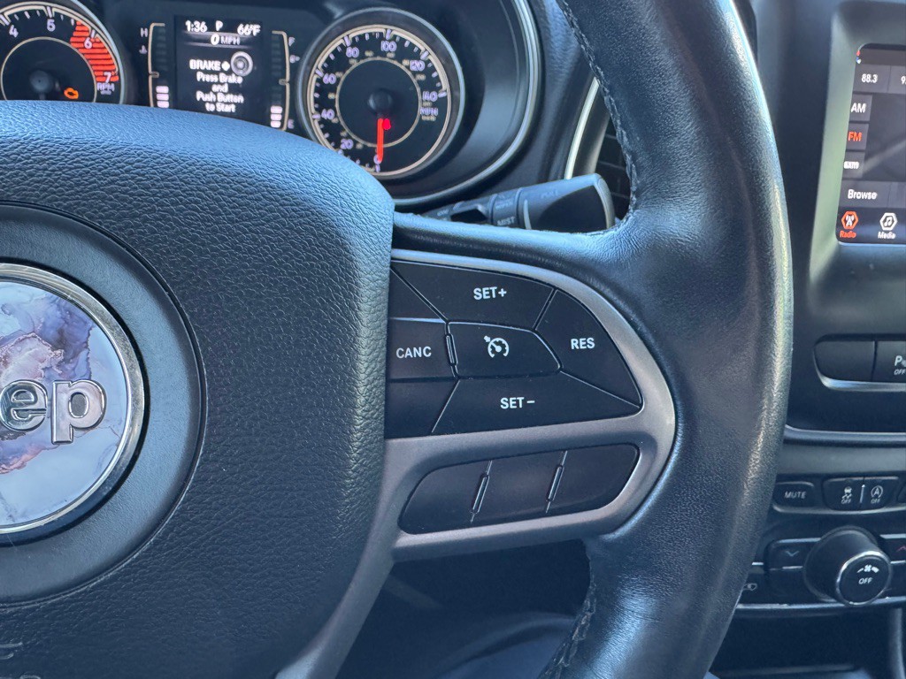 2019 Jeep Cherokee Image 19