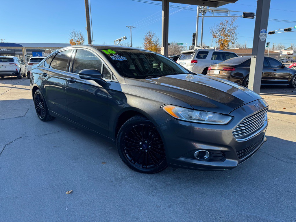 2016 Ford Fusion Image 3