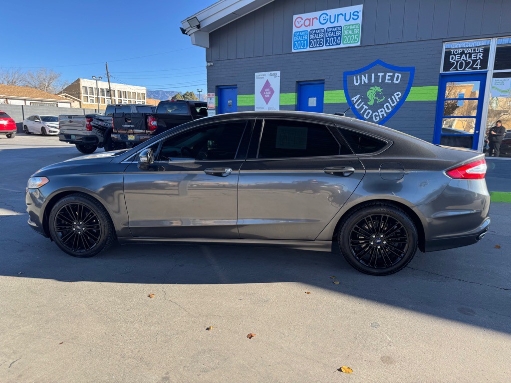 2016 Ford Fusion Image 8