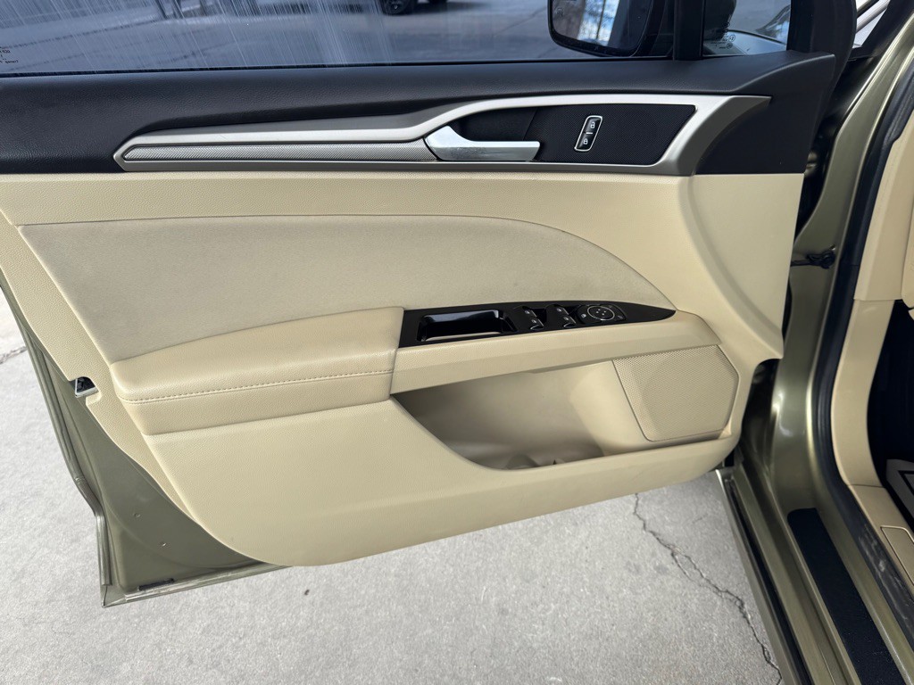 2013 Ford Fusion Image 10