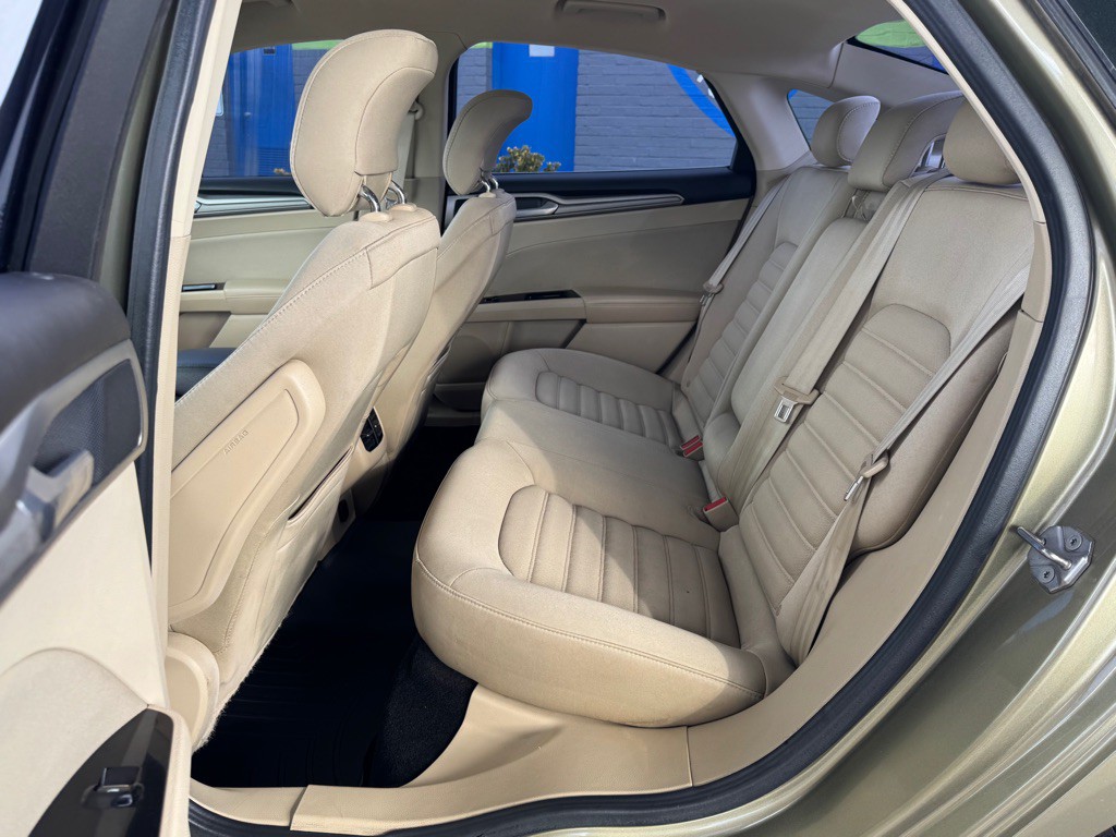 2013 Ford Fusion Image 13