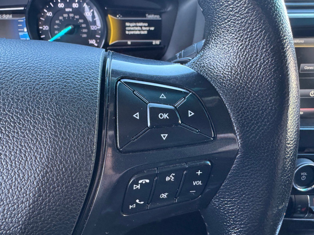 2016 Ford Explorer Image 18