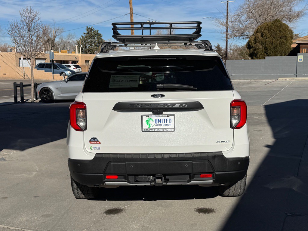 2022 Ford Explorer Image 6