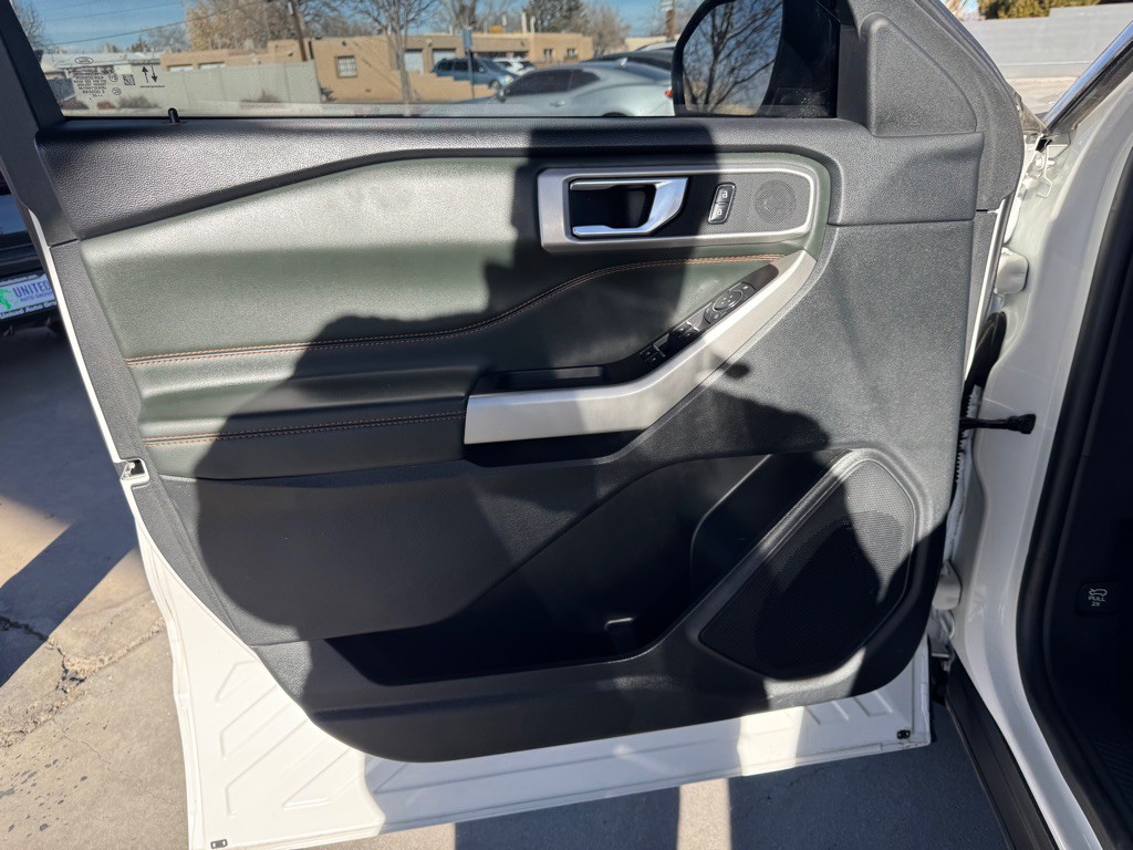 2022 Ford Explorer Image 10