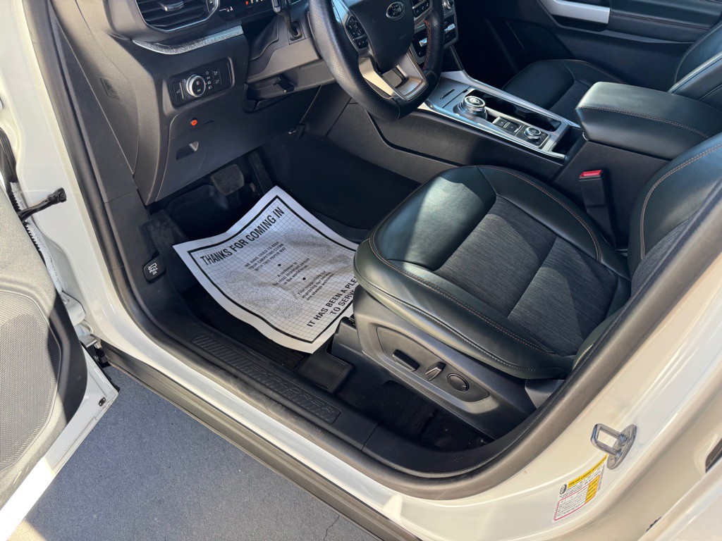 2022 Ford Explorer Image 11