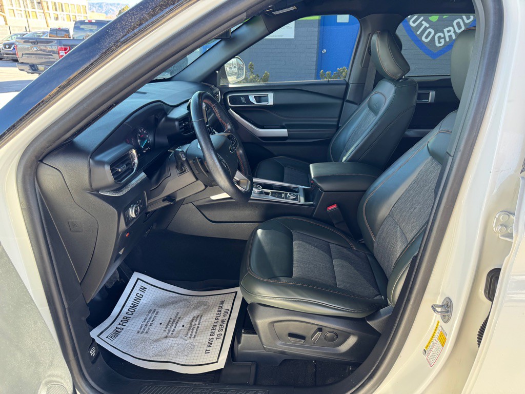 2022 Ford Explorer Image 12