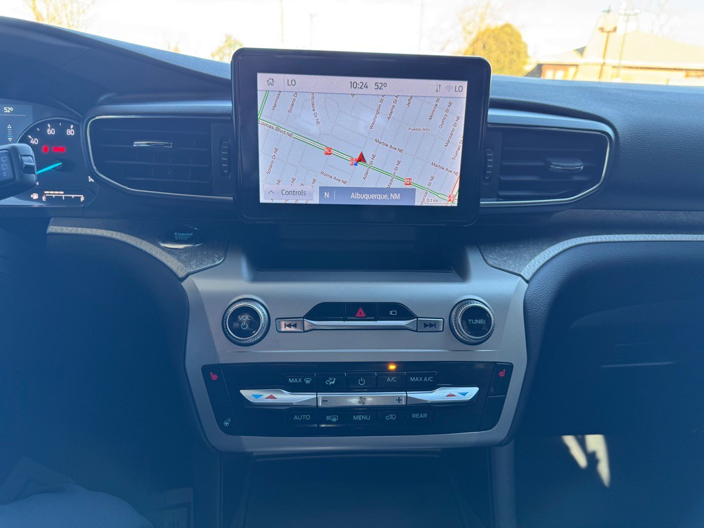 2022 Ford Explorer Image 16